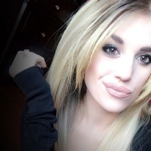 Meet your Posher, Ashlee